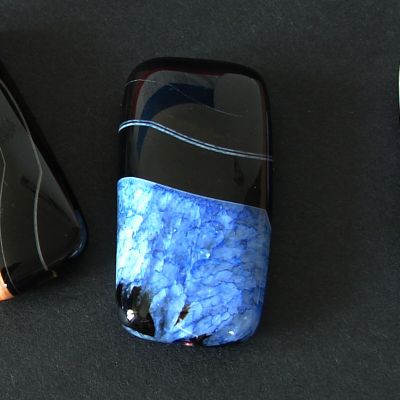 Black && Blue drilled flat Agate 40x20mm