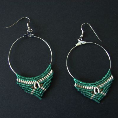 Fresh green Macrame Earrings "New grass" with brass beads