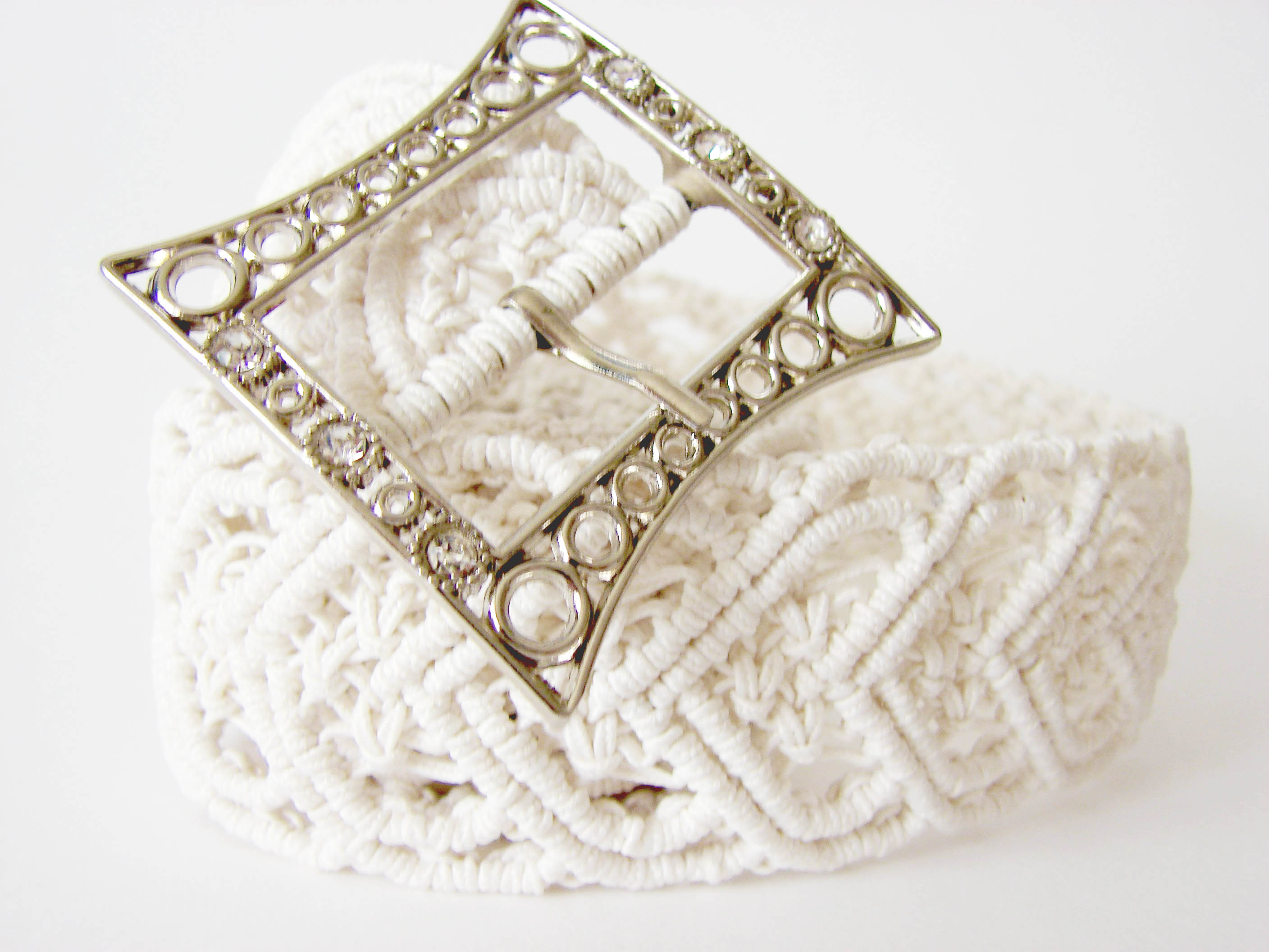 Wedding belt White Hearts